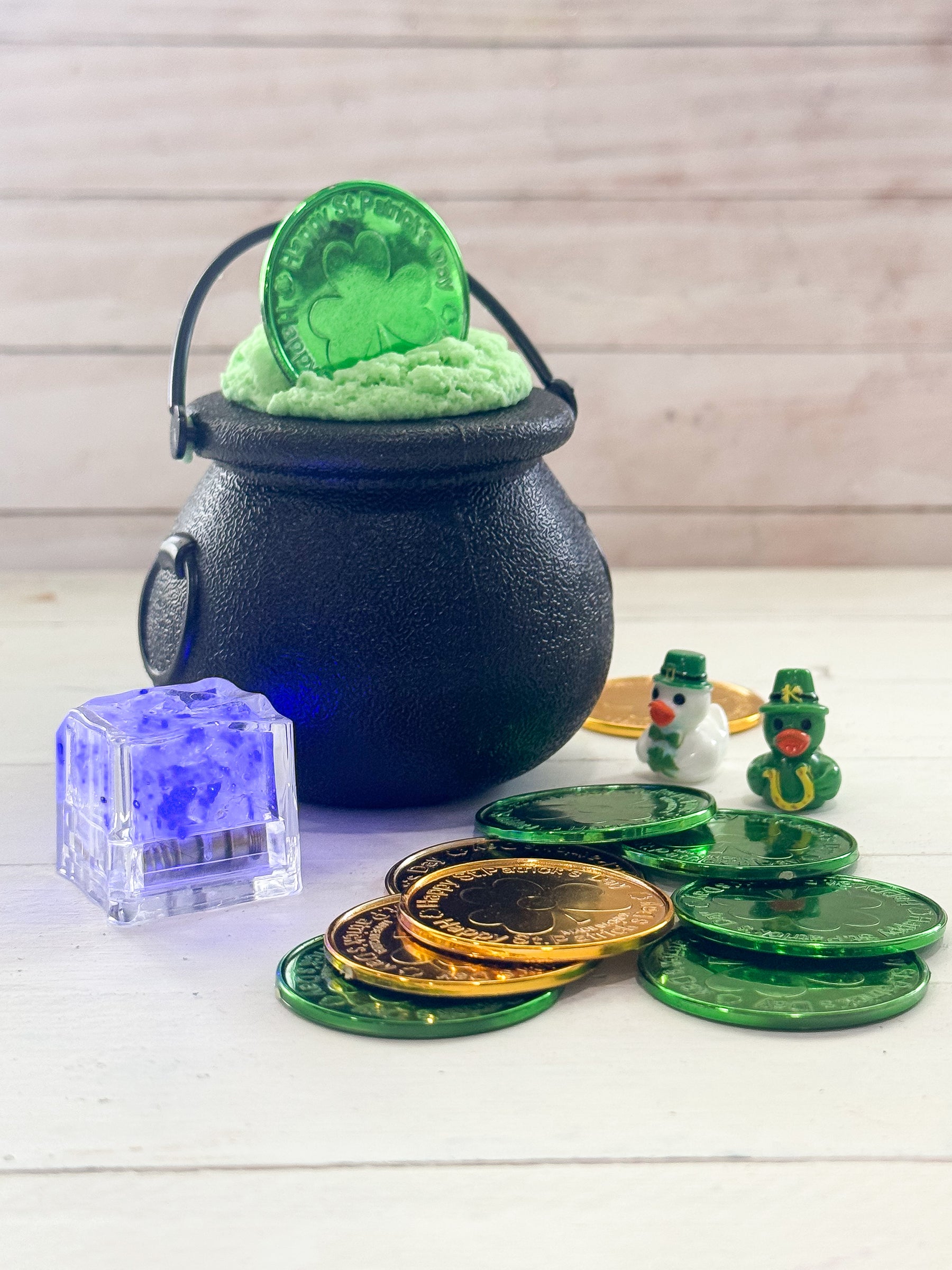 Pot of Gold Kids’ Bath Bomb Class: Saturday, March 14th, 11-12am