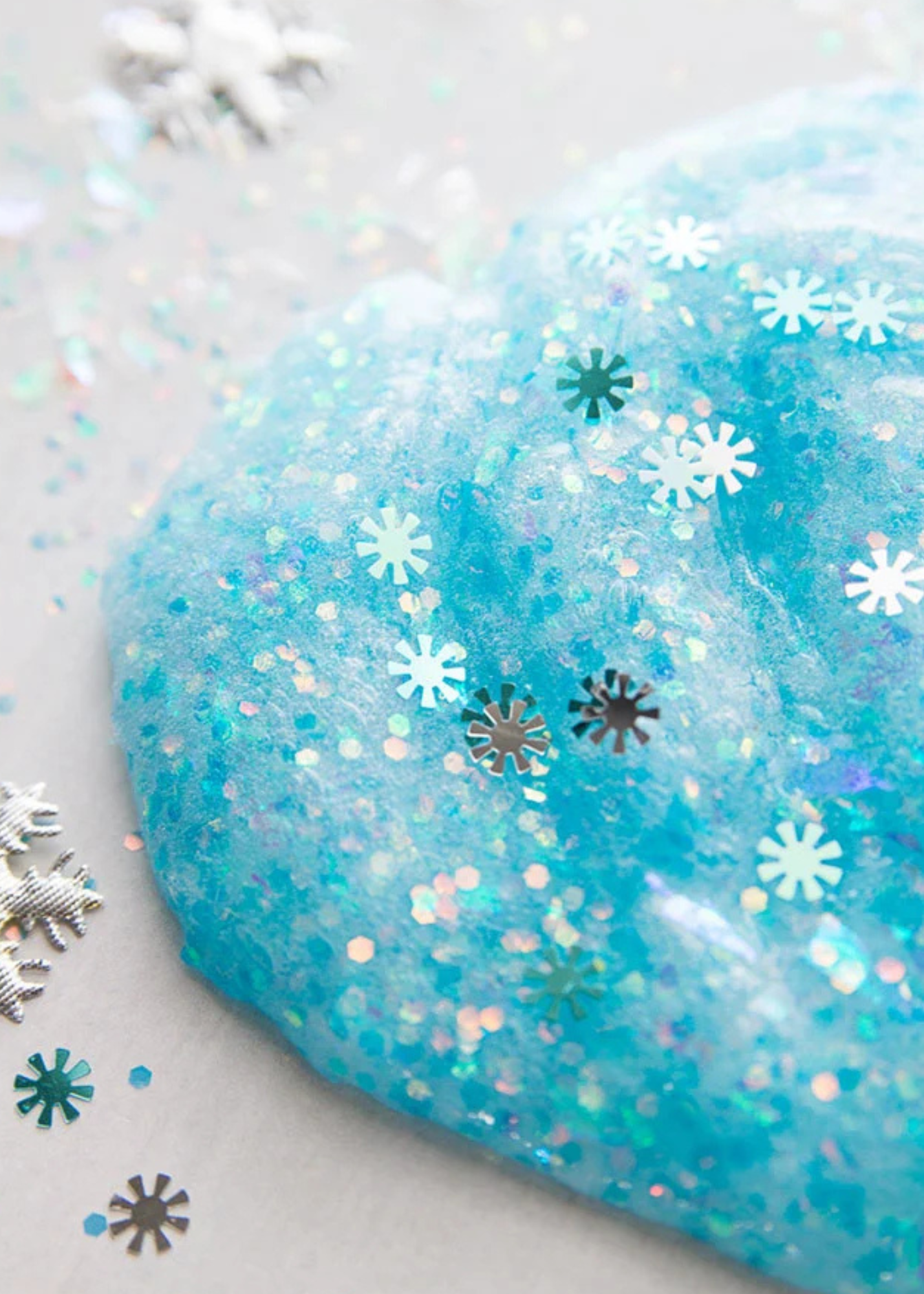 WINTER SPARKLE SLIME: Monday December 29th (10:00AM) With SewRelentless